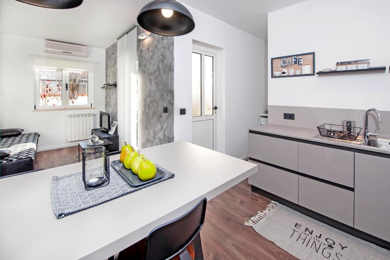 Apartment Margita Rovinj Exterior photo