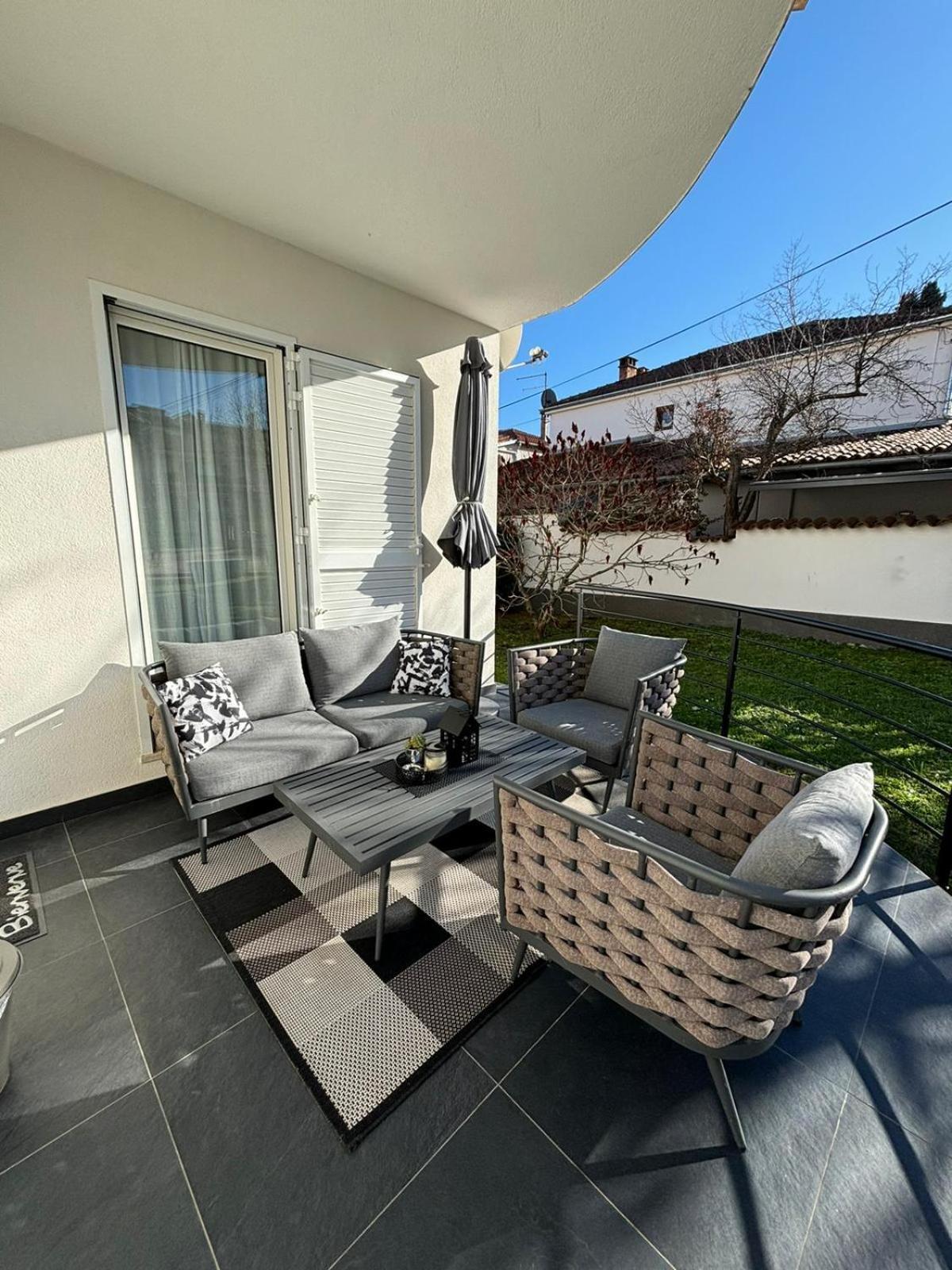Apartment Margita Rovinj Exterior photo